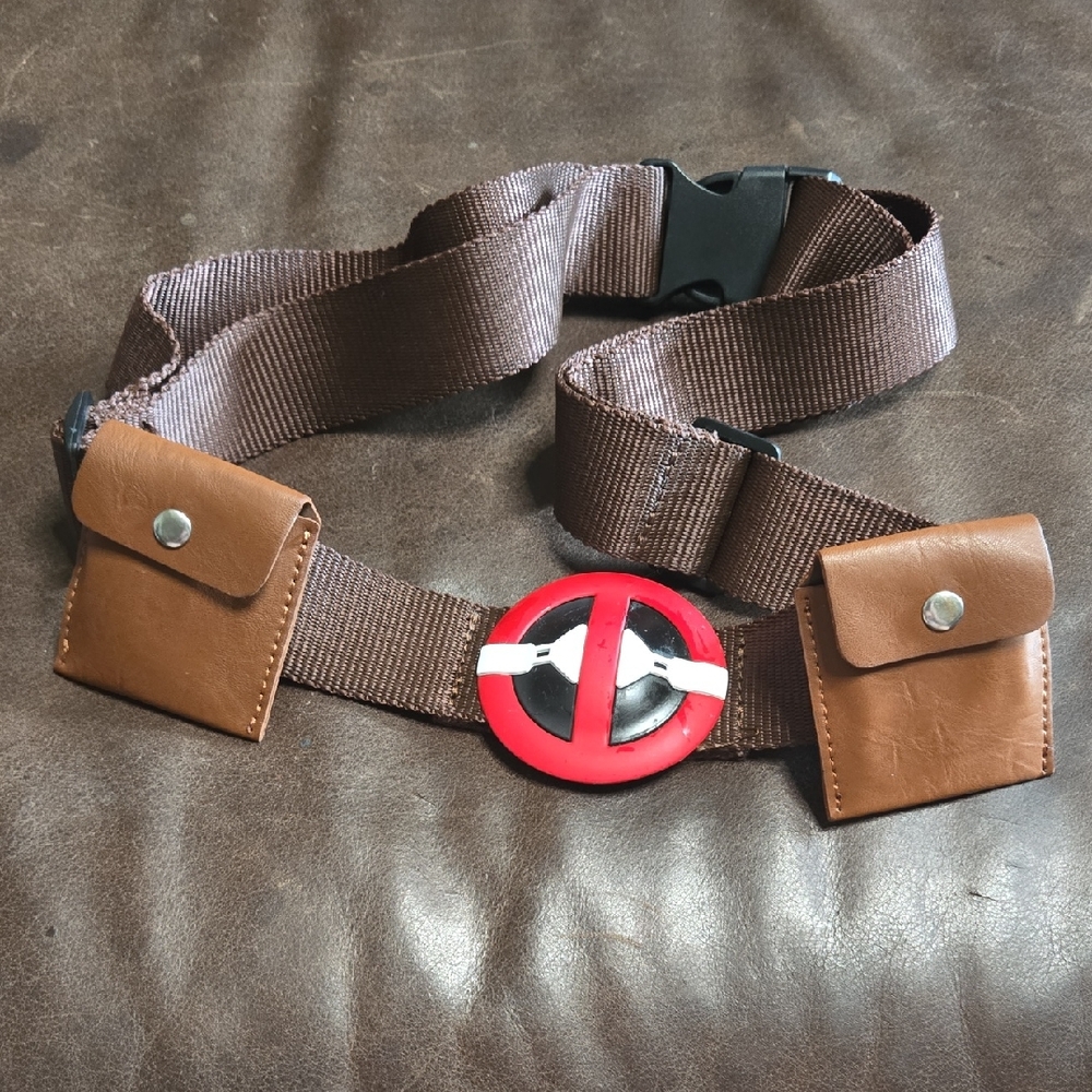 Buckle-Down Brown Belt Bag with Red Emblem